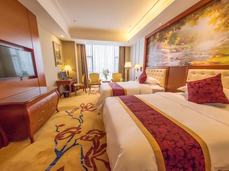 Vienna International Hotel Guangxi Duan Du'an Exterior foto