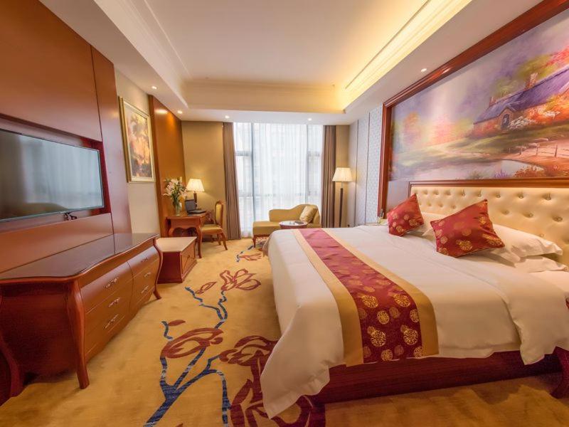 Vienna International Hotel Guangxi Duan Du'an Exterior foto